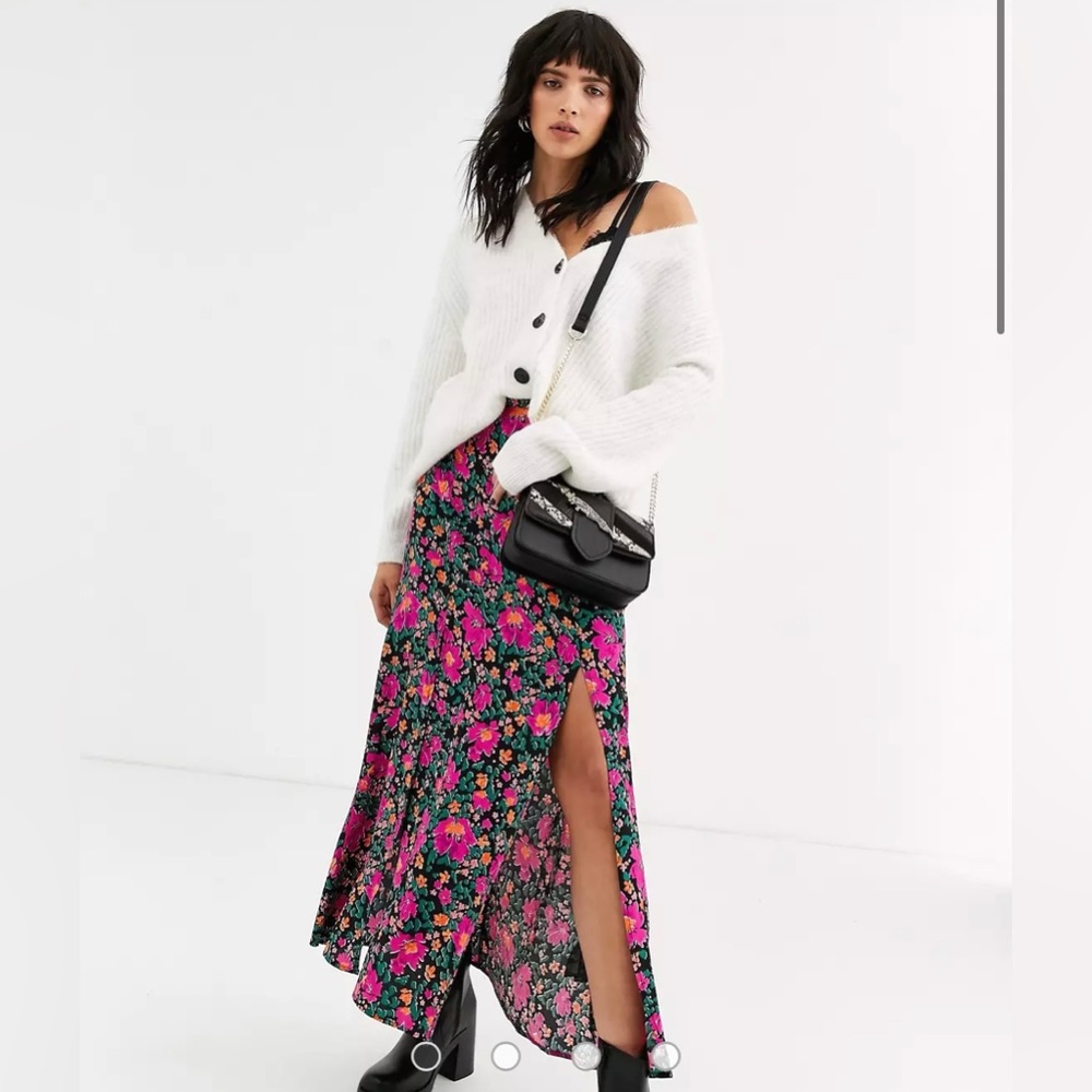 Top Shop floral Flowy midi / maxi Skirt with Slit - Wrap around SOLD OUT